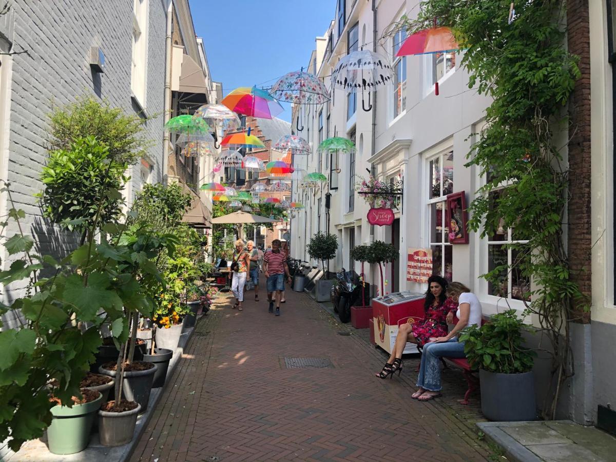 Adrichem En Scherpenseel 2* Middelburg
