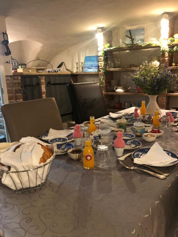 Adrichem En Scherpenseel Middelburg