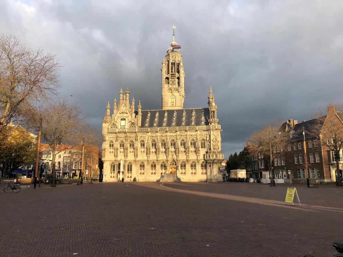 Bed & Breakfast Adrichem En Scherpenseel Middelburg