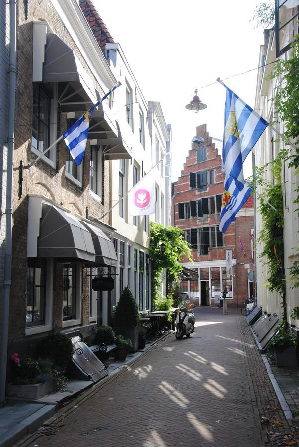 Adrichem En Scherpenseel 2* Middelburg